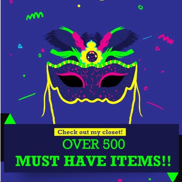 Vintage Gold & Crystal Filigree Clip Earrings - Picture 4 of 7